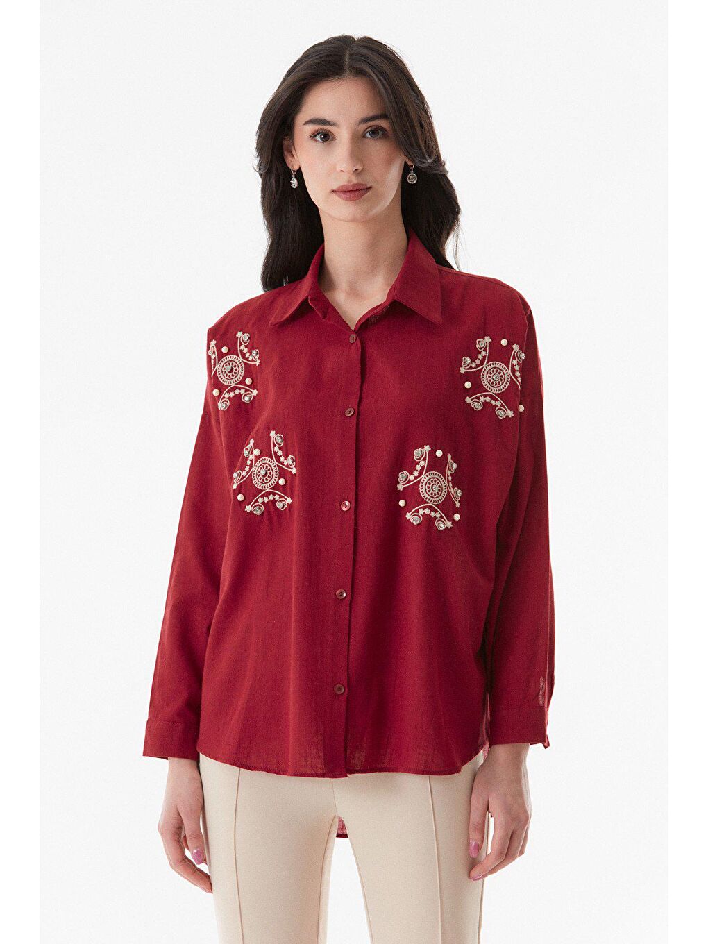 Bordo Nakışlı İncili Keten Gömlek-1