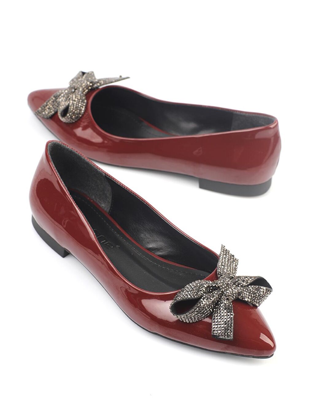 Bordo Sivri Burunlu Fiyonklu Taşlı Kadın Babet-1