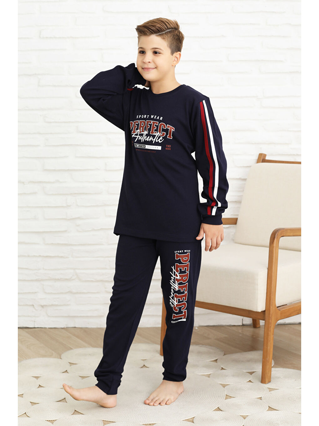 Lacivert Erkek Çocuk Kolları Şeritli %100 Pamuk İnterlok Kumaş Pijama Takımı 12351-1