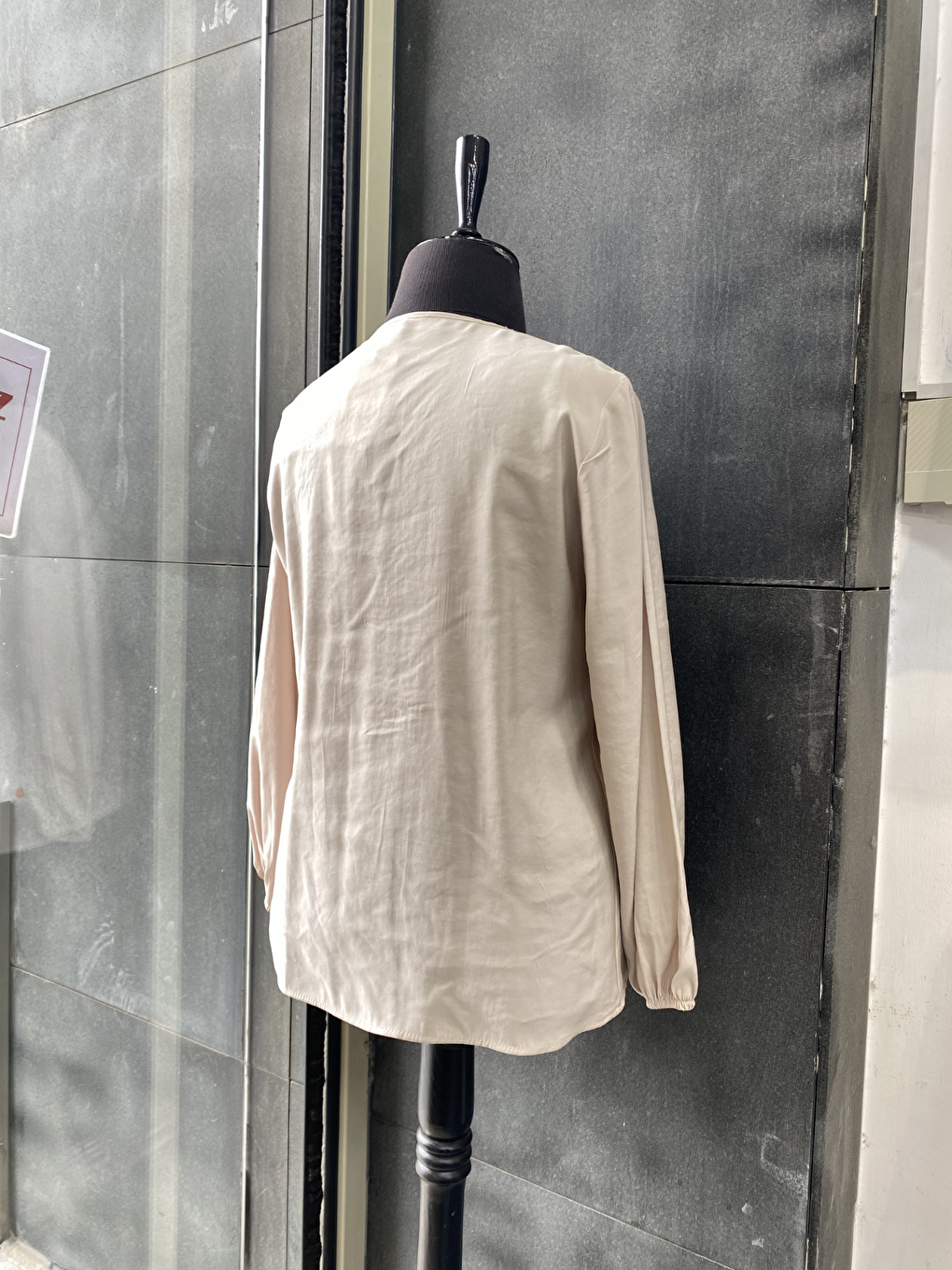 Bej Büyük Beden Önü Fırfırlı Modal Bluz Gömlek-2