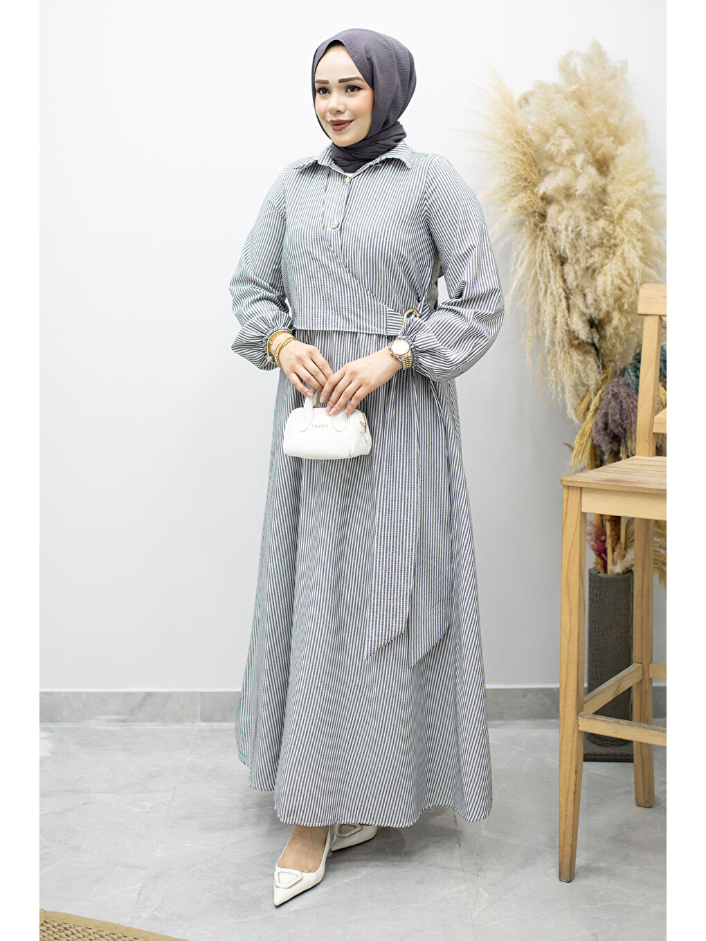 Çizgili Tokalı Gömlek Elbise TSD260196 Siyah-4