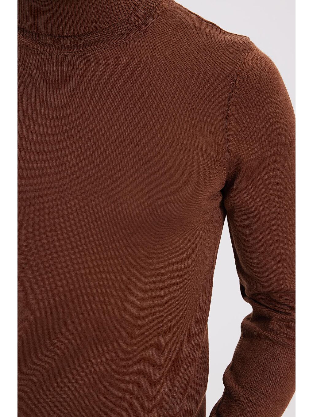Slim Fit Tam Boğazlı Yaka Düz Yün Kahverengi Erkek Triko Kazak-2