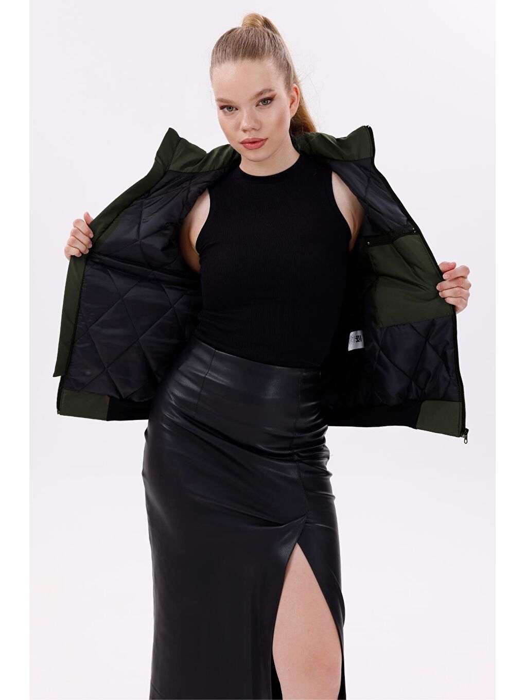 Haki Kadın Astarlı Dik Yaka Mevsimlik Su Ve Rüzgar Geçirmez Mont-4