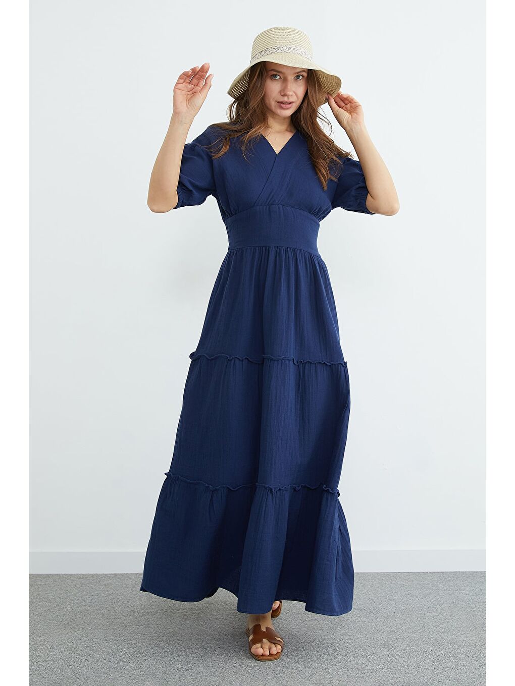 Lacivert Beli Gipeli Müslin Kumaş Maxi Boy Elbise-1