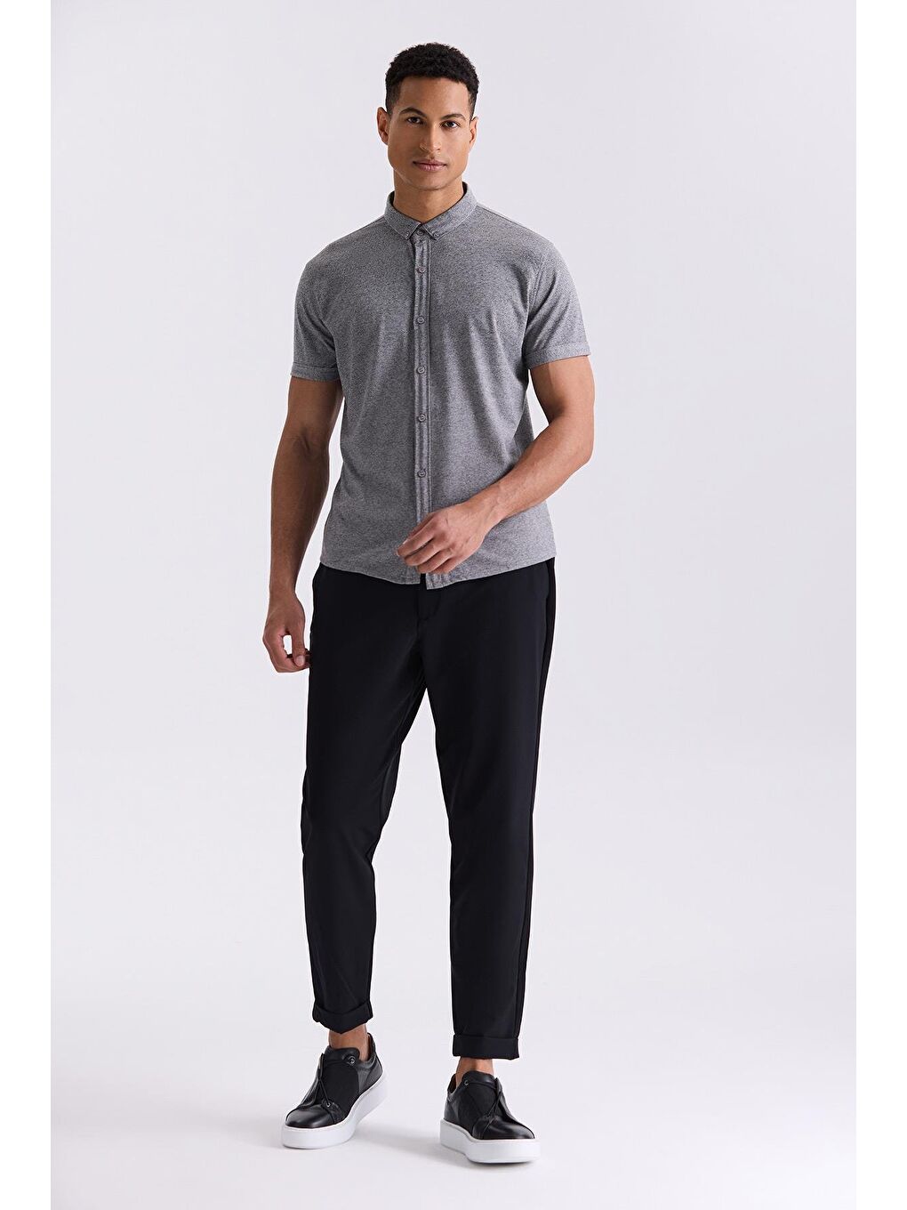 Siyah Slim Fit Gömlek-1