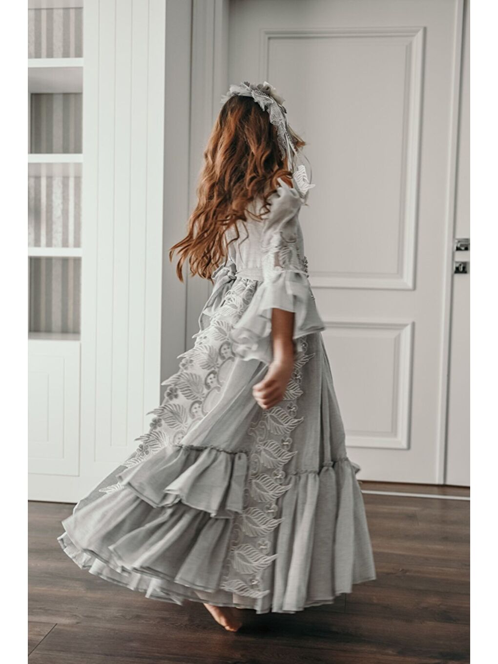 Gri Özel Tasarım Uzun Kız Çocuk Abiye Elbise, Taç Aksesuarlı, Doğum Günü Elbisesi_M2050-5