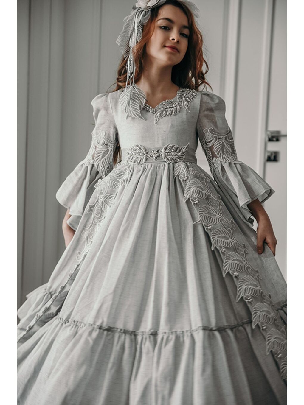 Gri Özel Tasarım Uzun Kız Çocuk Abiye Elbise, Taç Aksesuarlı, Doğum Günü Elbisesi_M2050-7