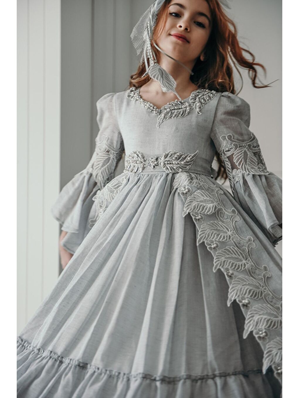 Gri Özel Tasarım Uzun Kız Çocuk Abiye Elbise, Taç Aksesuarlı, Doğum Günü Elbisesi_M2050-8