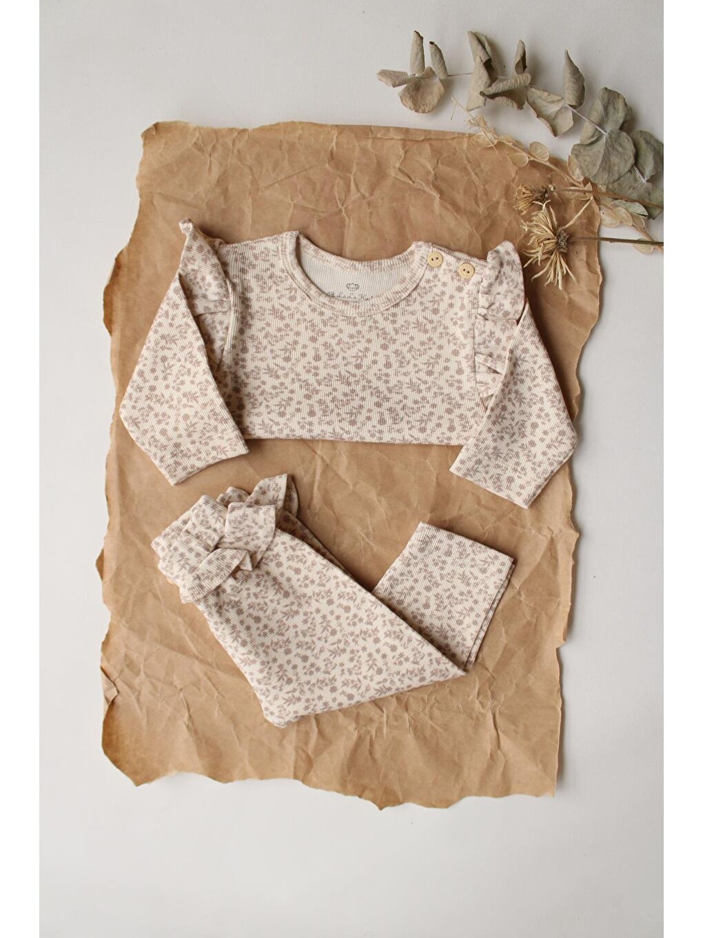 Kahverengi Kahve Çiçek Baskılı Kaşkorse Fırfırlı Alt Üst Takım-5