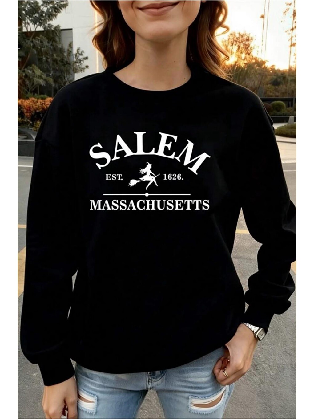 Siyah Bs Salem Massachusetts Ön Baskılı Kadın Oversize Bisiklet Yaka Sweatshirt-2
