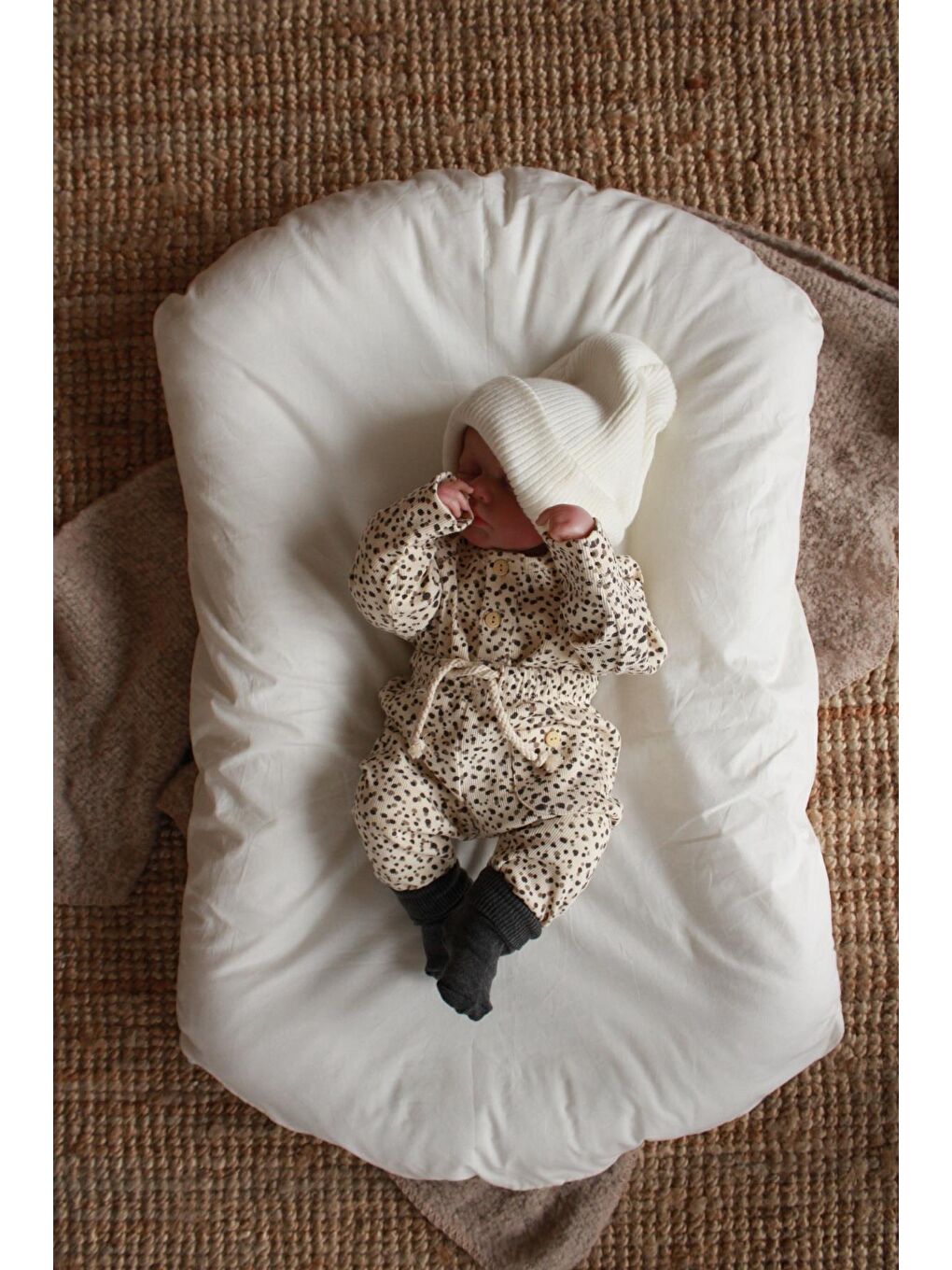 Kahverengi Puantiye Unisex Cepli Omuz Patlı Alt Üst Takım-1