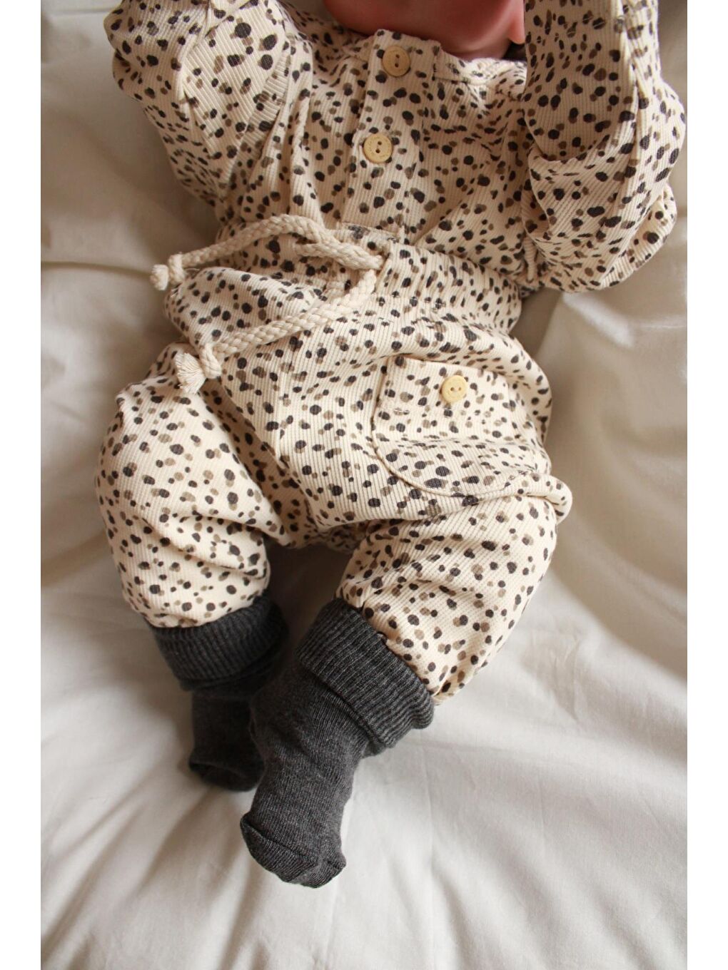 Kahverengi Puantiye Unisex Cepli Omuz Patlı Alt Üst Takım-2