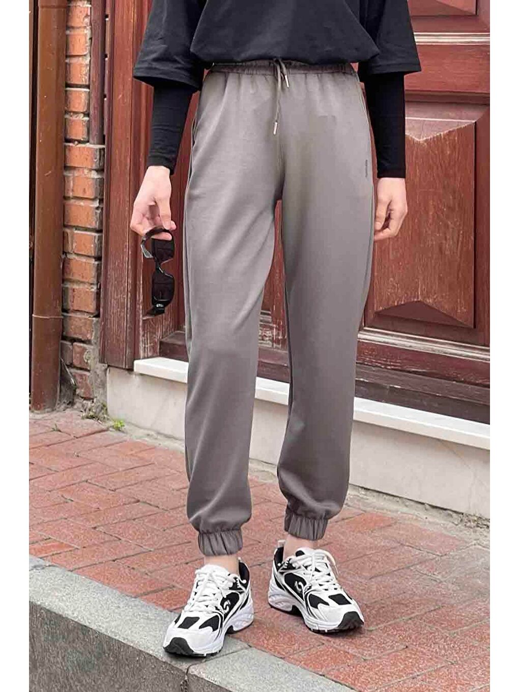 Gri Modal Kumaş Paça Lastik Detay Eşofman Füme