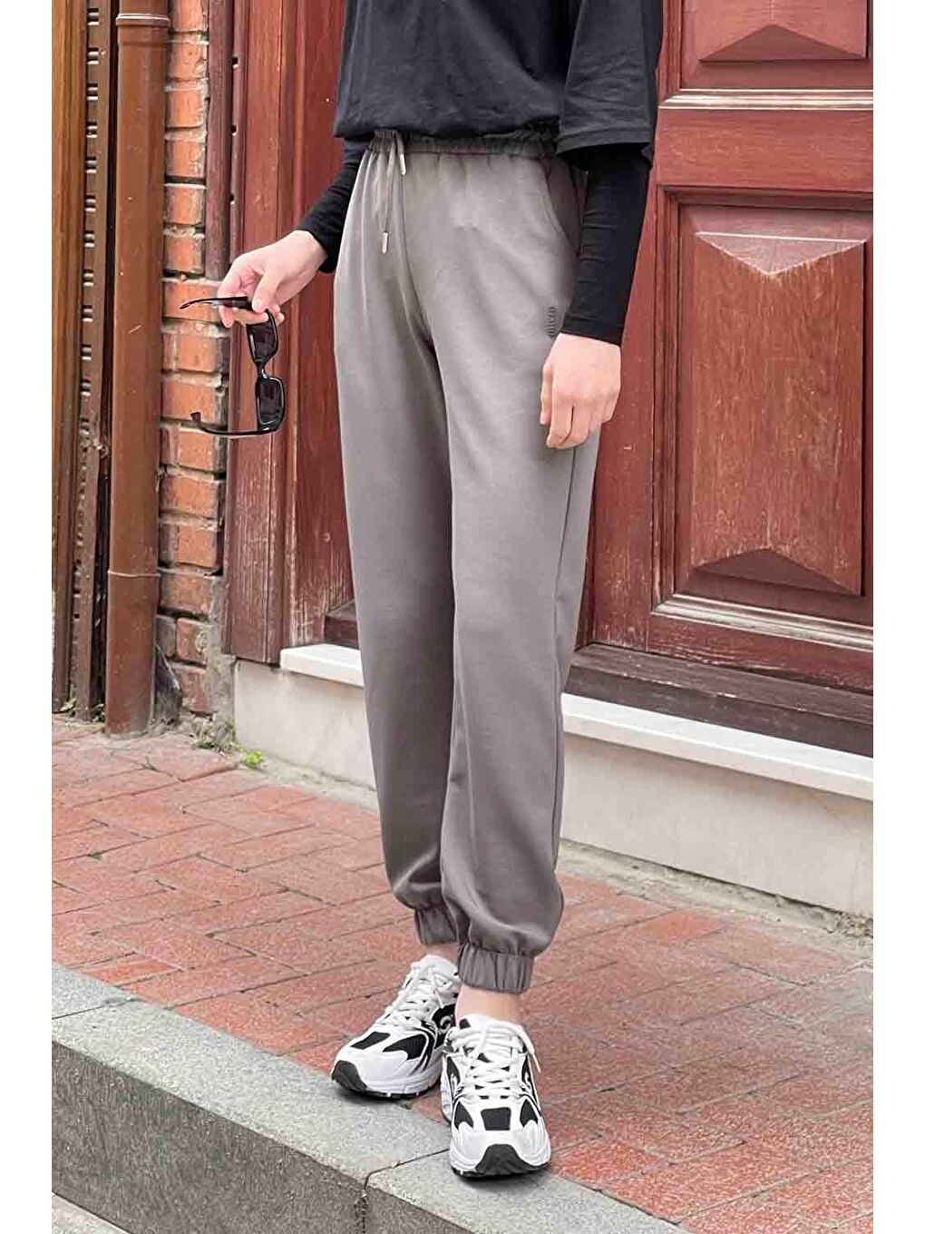 Gri Modal Kumaş Paça Lastik Detay Eşofman Füme-2