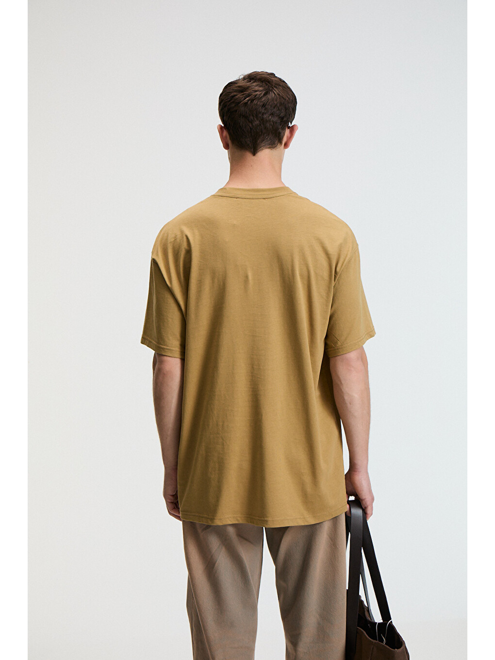 Bold Erkek %100 Pamuk Oversize Fit Baskılı Kısa Kollu Yuvarlak Yakalı Koyu Bej T-shirt-4