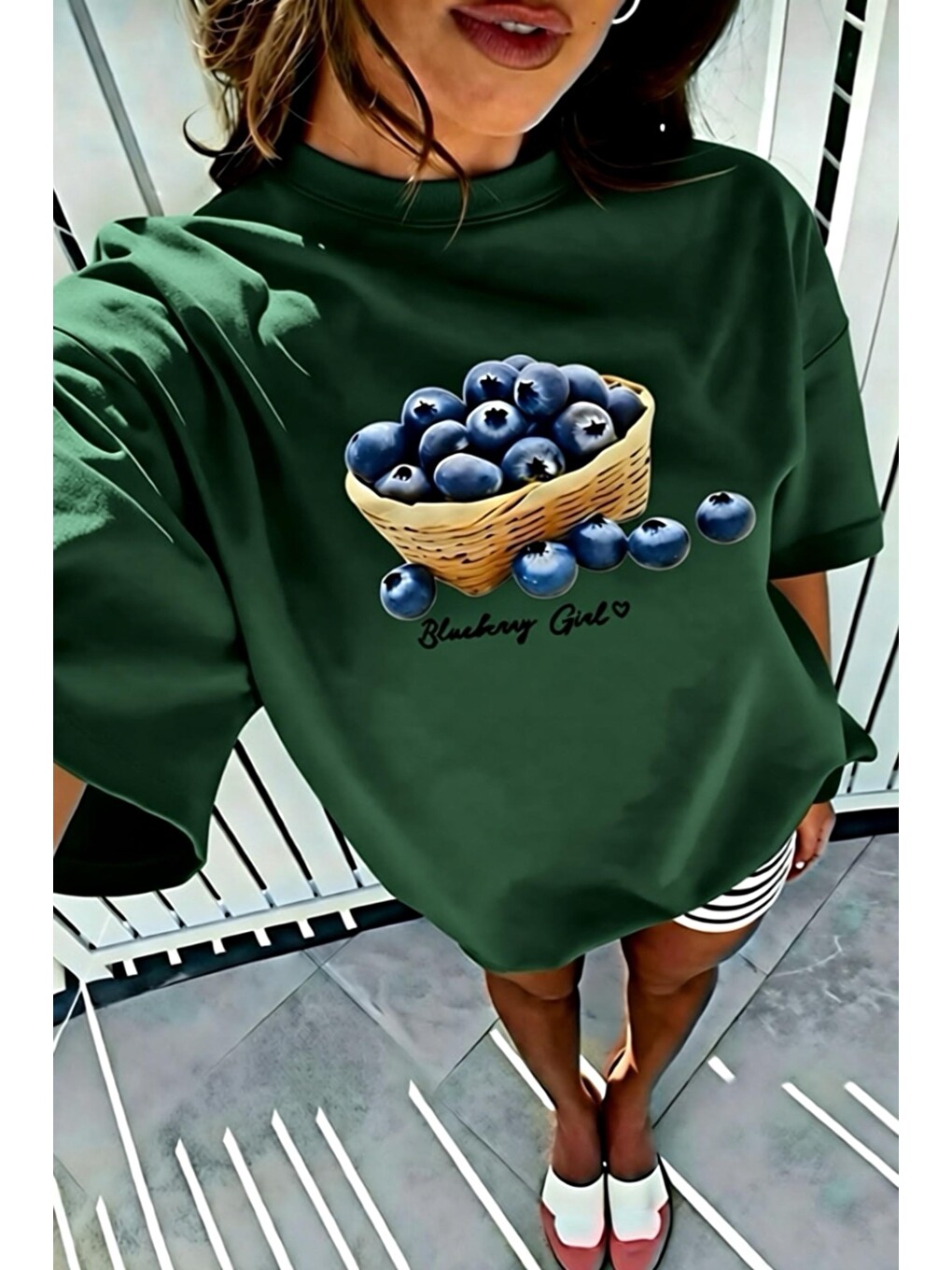 Yeşil Blueberry Girl Tasarım Baskılı Pamuklu Oversize Kadın T-shirt
