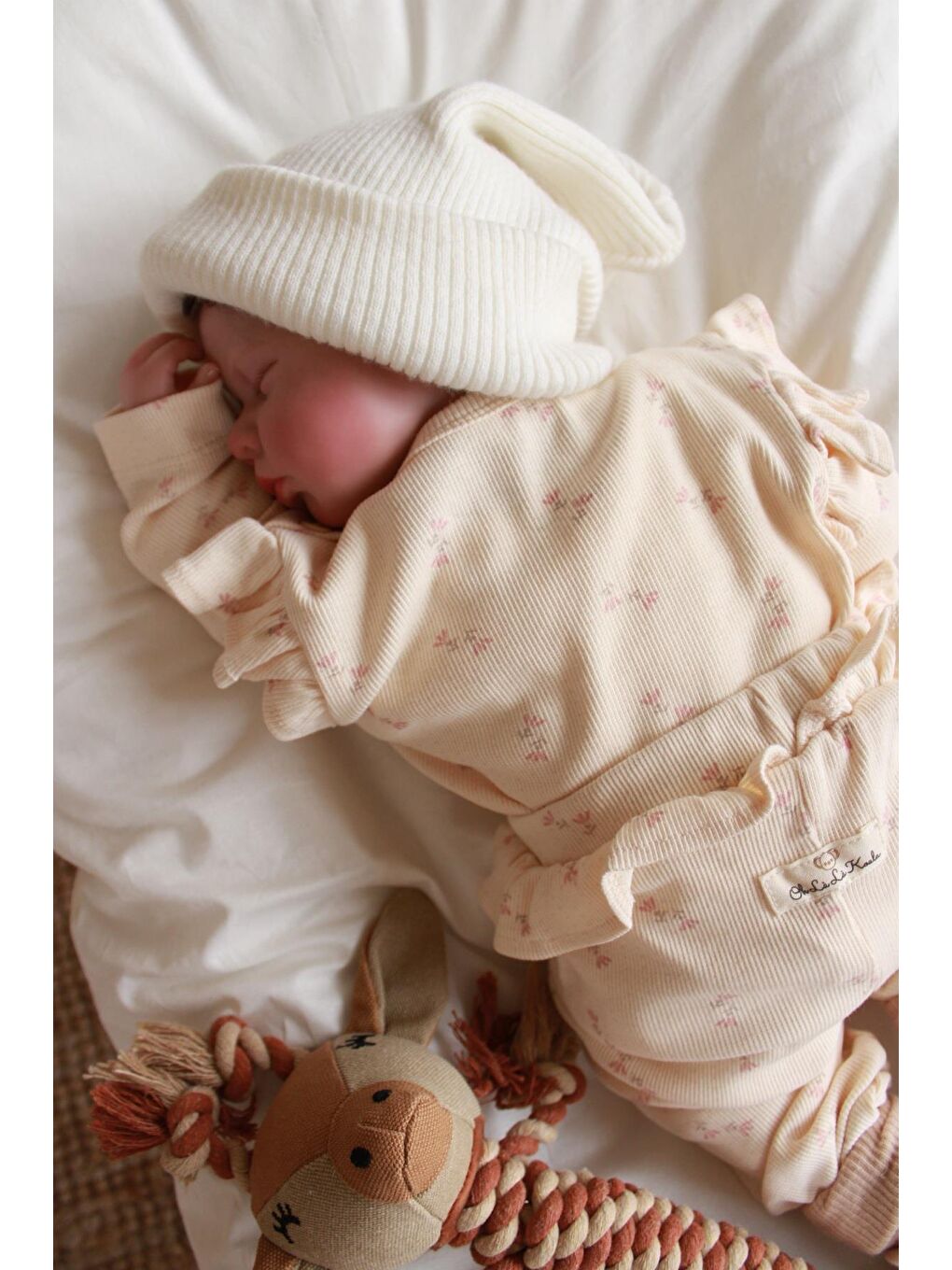 Ekru Lale Baskılı Kaşkorse Fırfırlı Alt Üst Takım-5