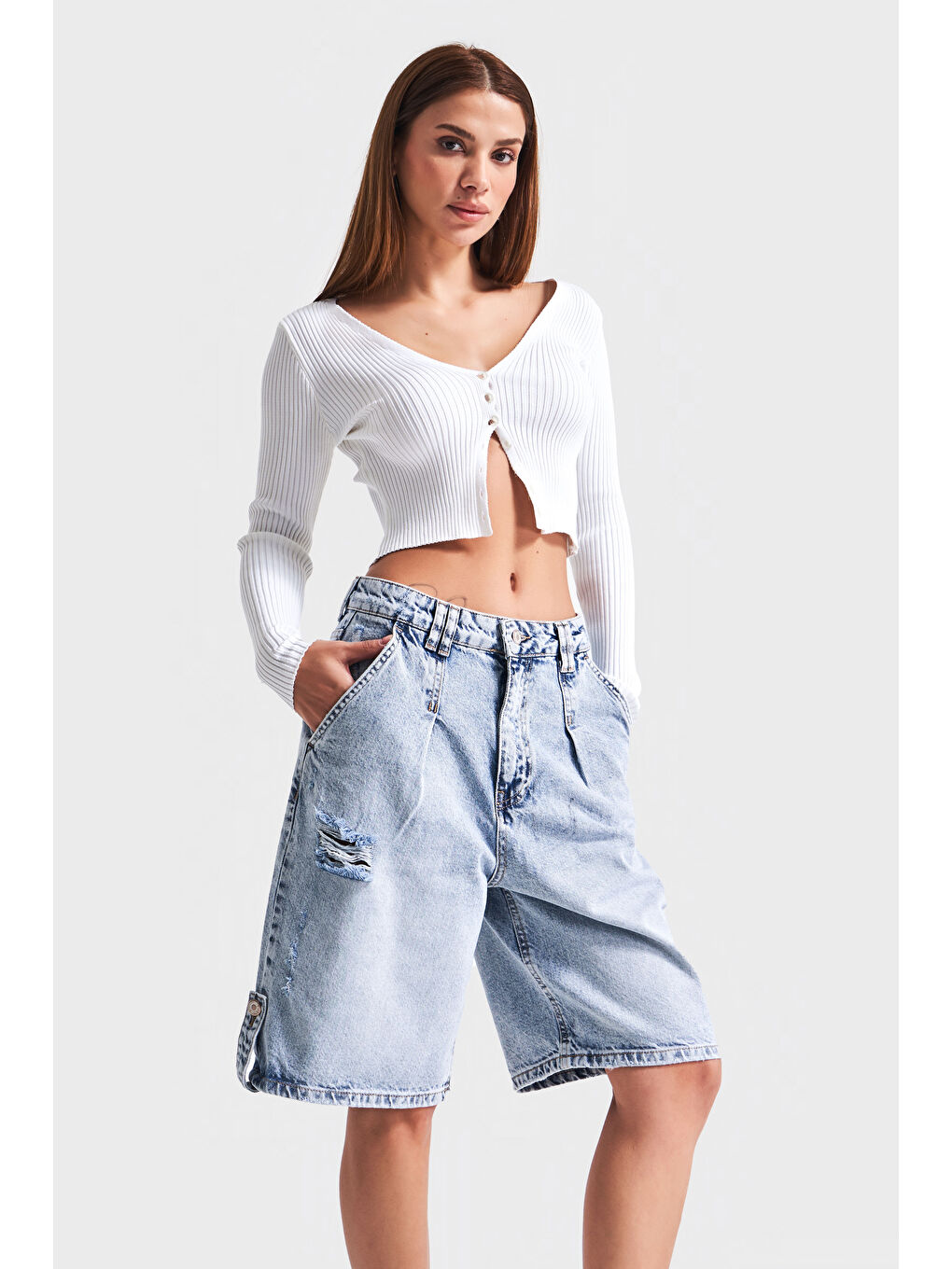 Mavi Kadın Snow Jean Rengi 12S5 3 Diz Boyu  100 Pamuk Bol Kesim Denim Şort-1