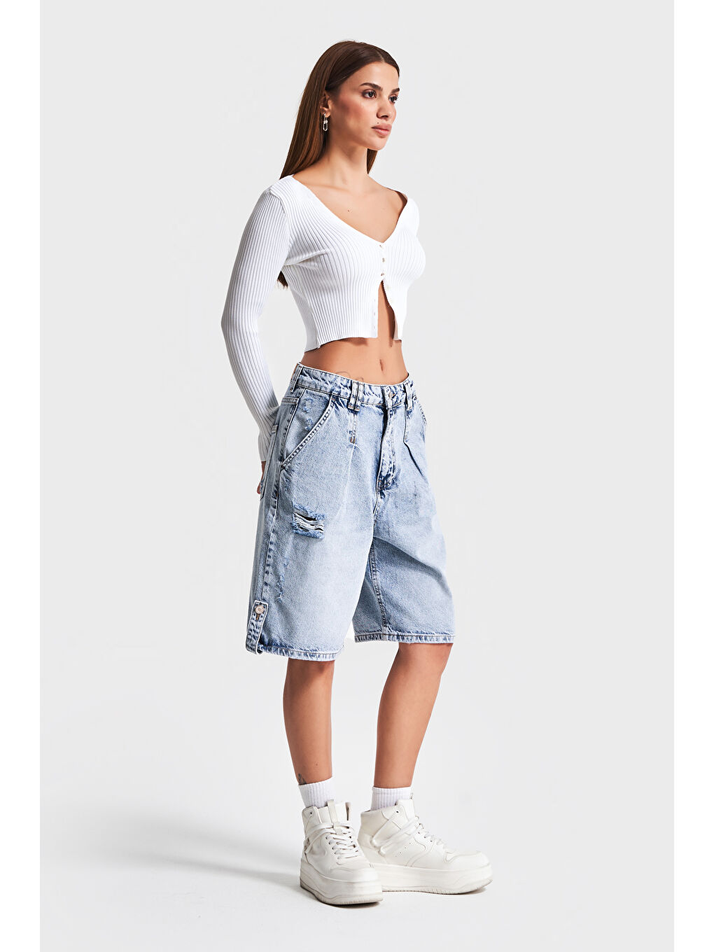 Mavi Kadın Snow Jean Rengi 12S5 3 Diz Boyu  100 Pamuk Bol Kesim Denim Şort-3