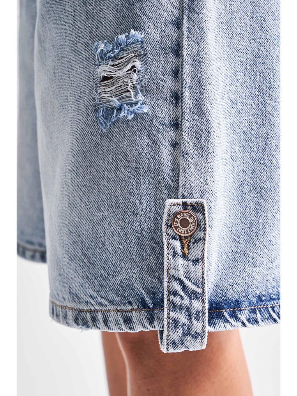 Mavi Kadın Snow Jean Rengi 12S5 3 Diz Boyu  100 Pamuk Bol Kesim Denim Şort-4