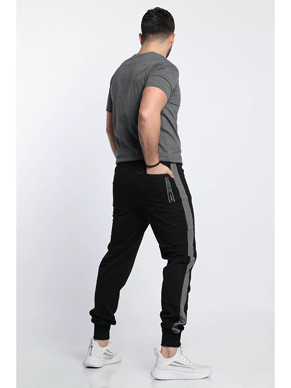 Siyah Yan Şerit Detaylı Bel Ve Paça Lastikli Erkek Eşofman Altı-4