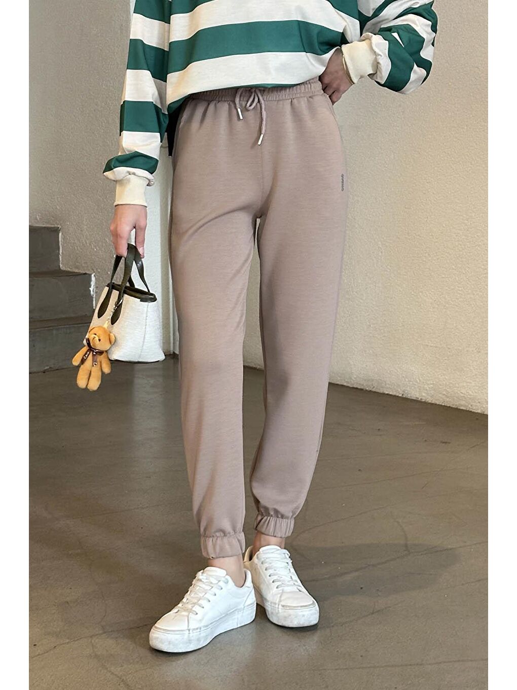 Kahverengi Modal Kumaş Paça Lastik Detay Eşofman Soft Kahve