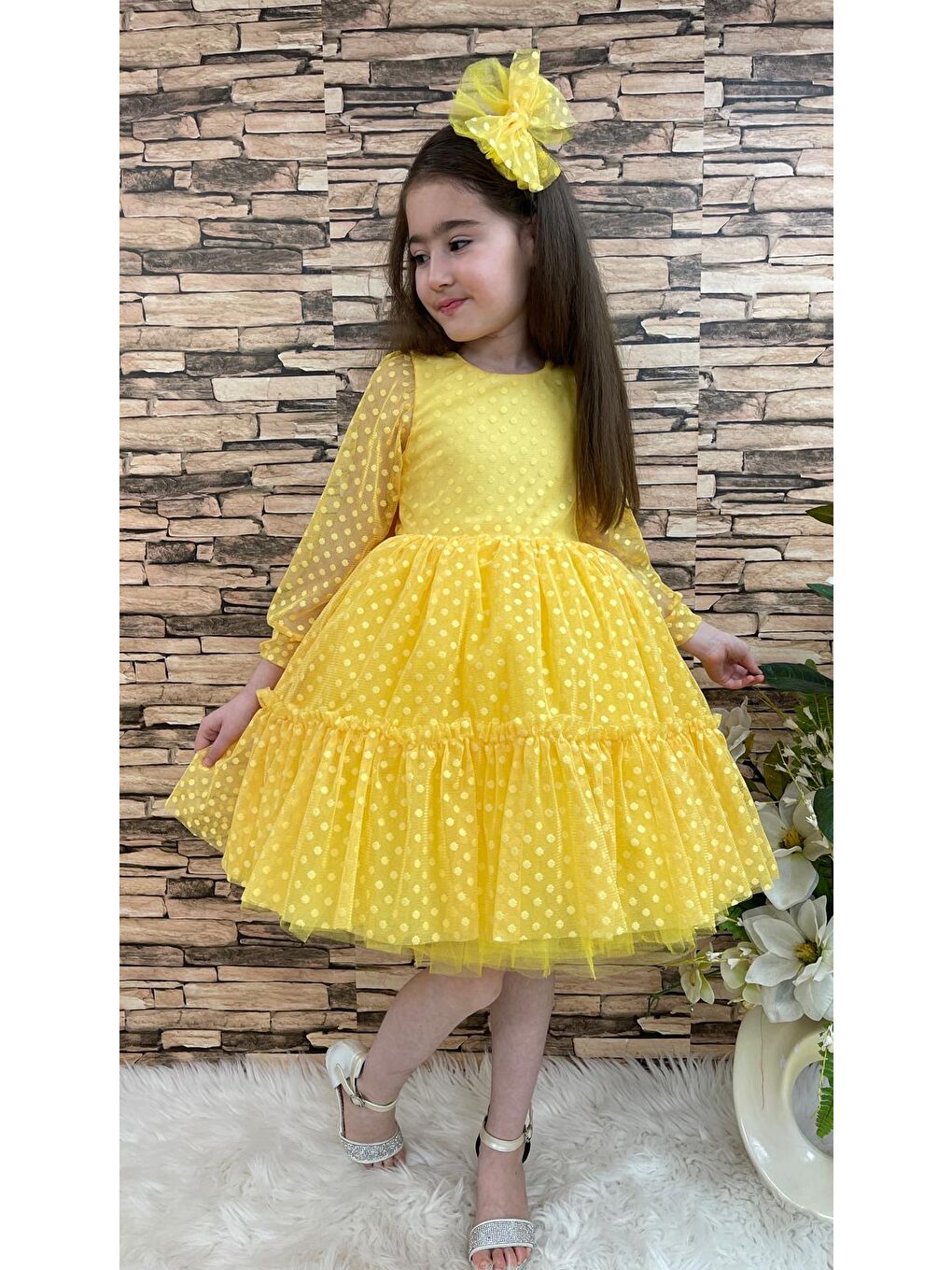 Sarı Katkat Prenses Dantel Tokalı Kız Çocuk Elbise MNK0306-3