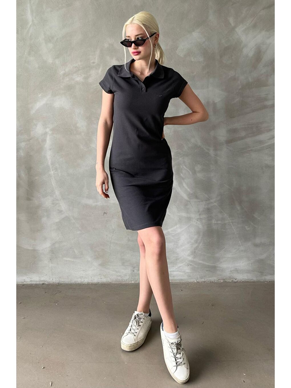 Gri Füme Düğmeli Polo Yaka Kadın Elbise Mg2305-4