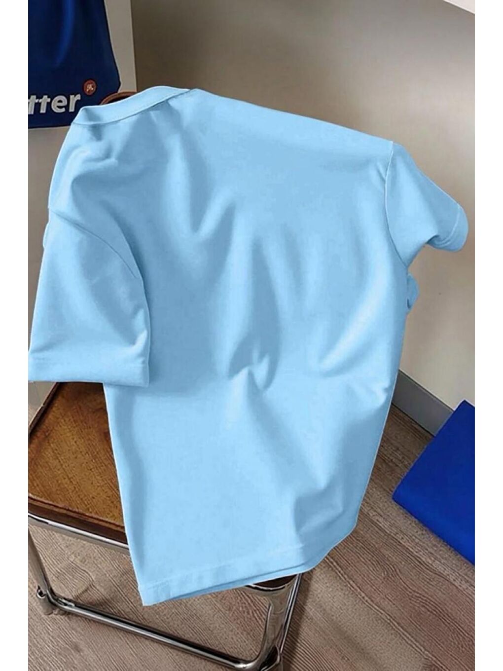 Turkuaz Gym Bunny - Halter Kaldıran Tavşan Baskılı Unisex Oversize Pamuklu Tişört-3