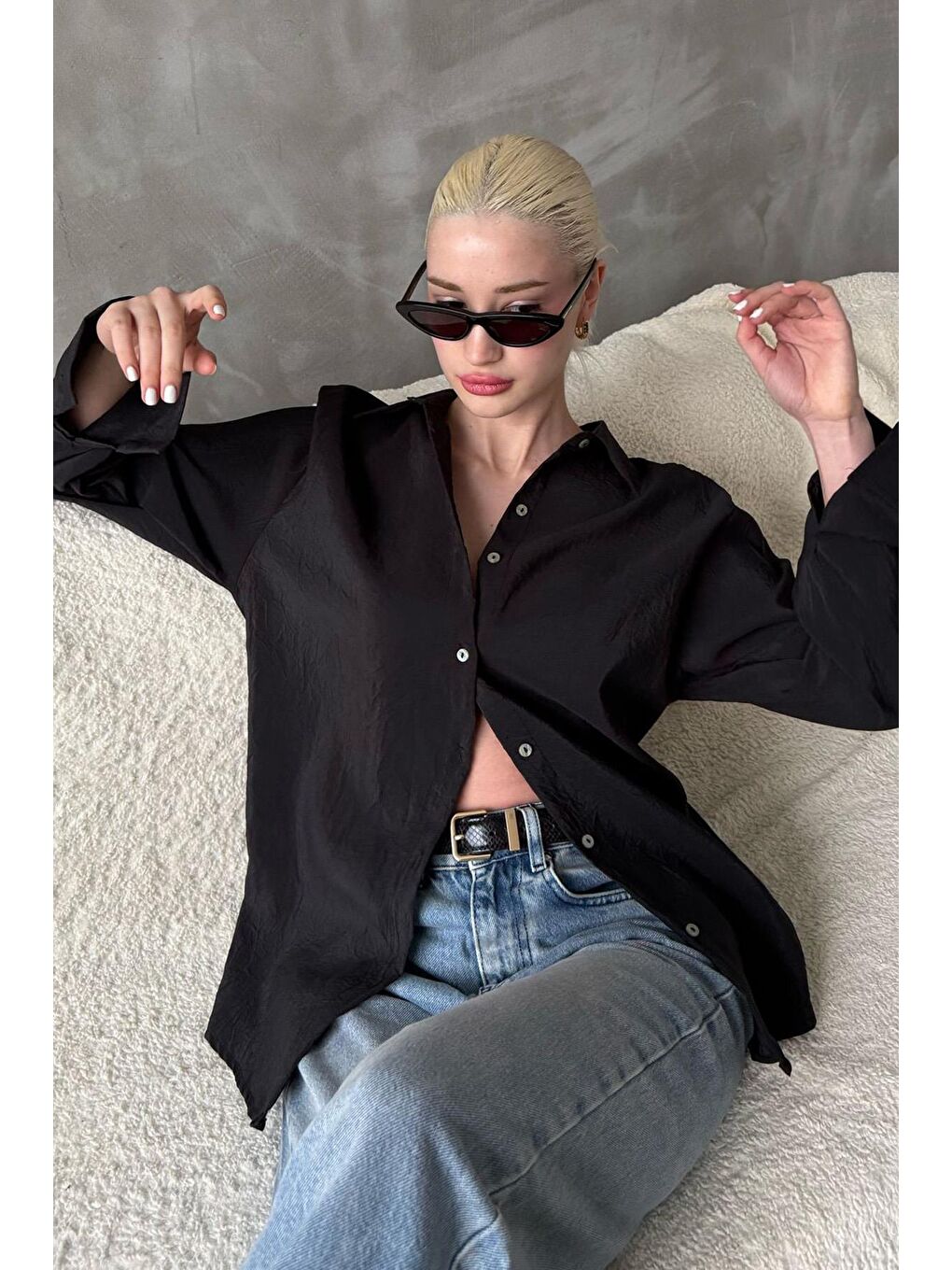 Siyah Kırışık Desen Kadın Gömlek Mg2313-1