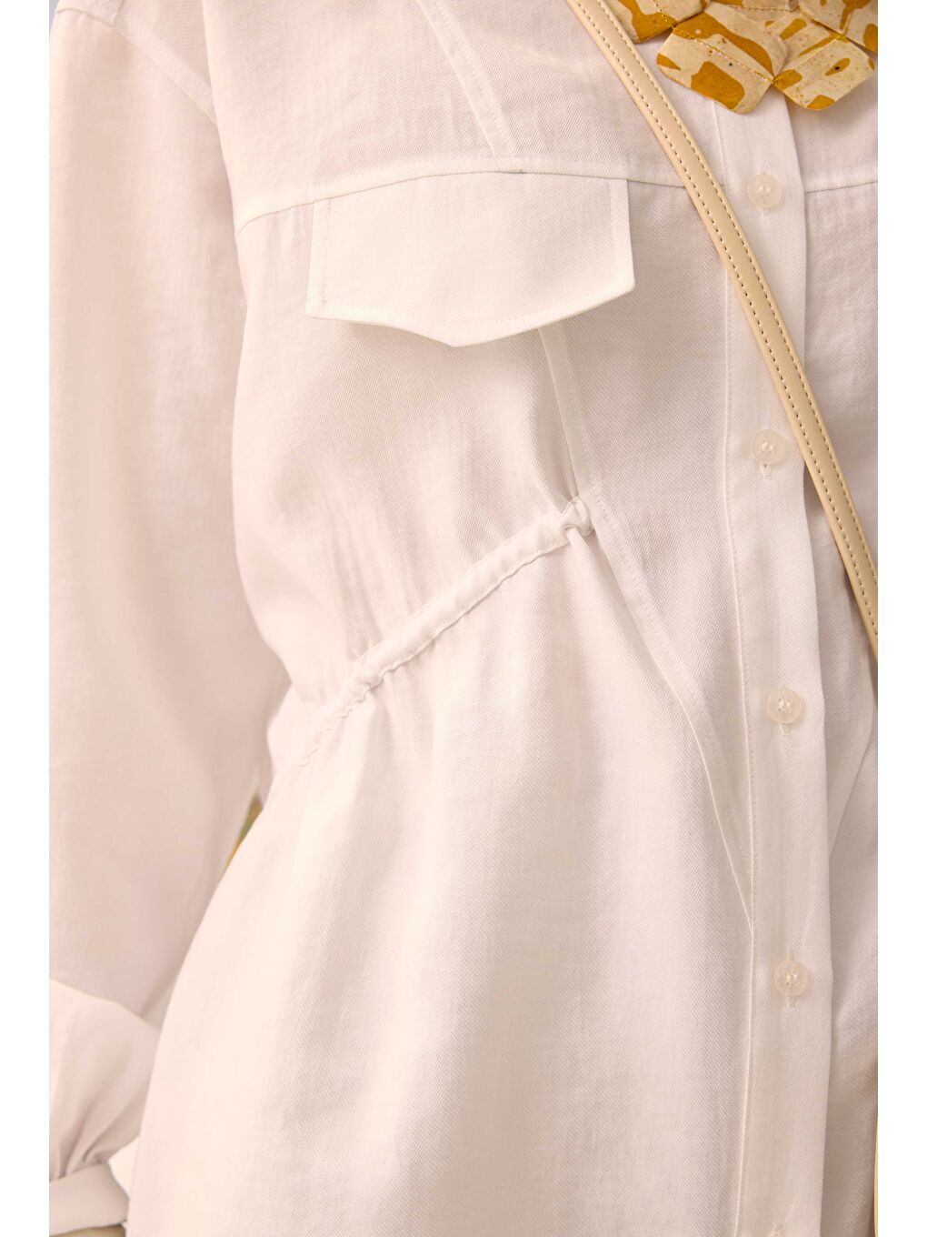 Verev Büzgü Detaylı Gömlek Beyaz-2