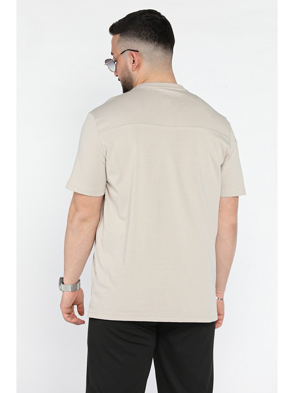 Bej Erkek Bisiklet Yaka Baskılı Tişört-2