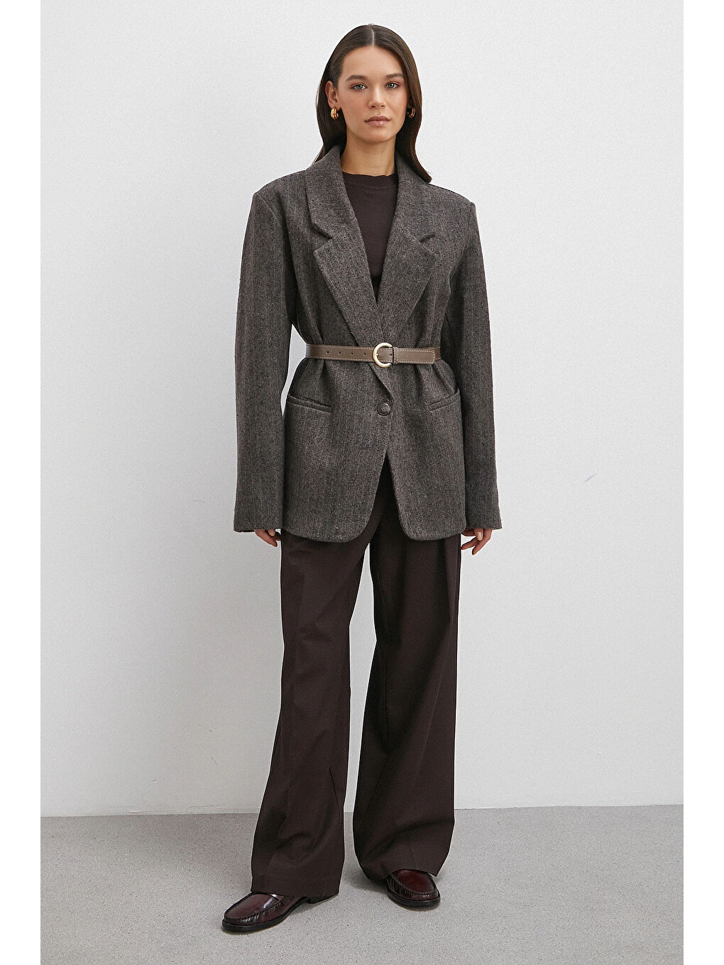 Karışık Çizgi Detaylı Kemerli Kaşe Ceket Kahve-1