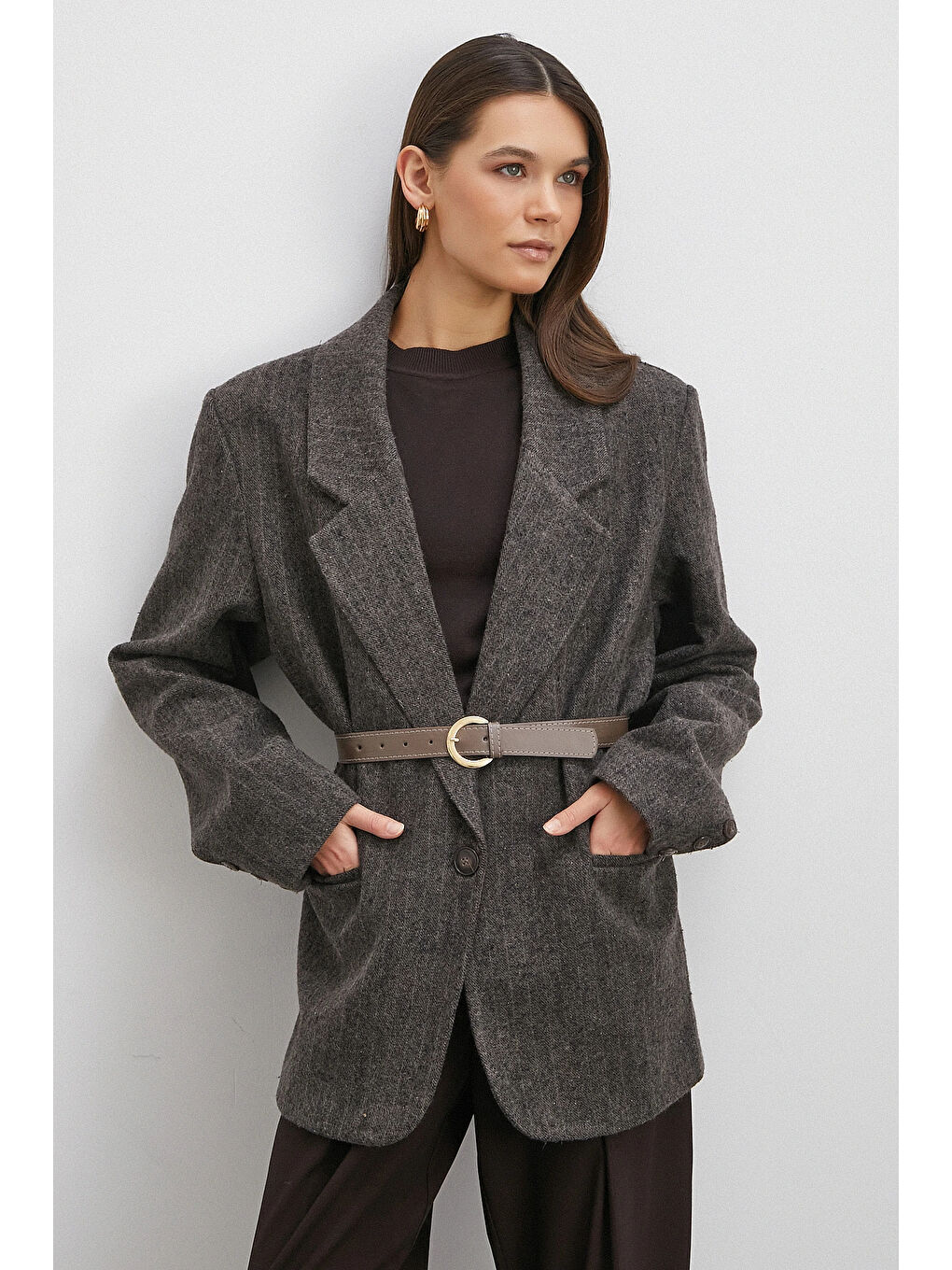 Karışık Çizgi Detaylı Kemerli Kaşe Ceket Kahve-3