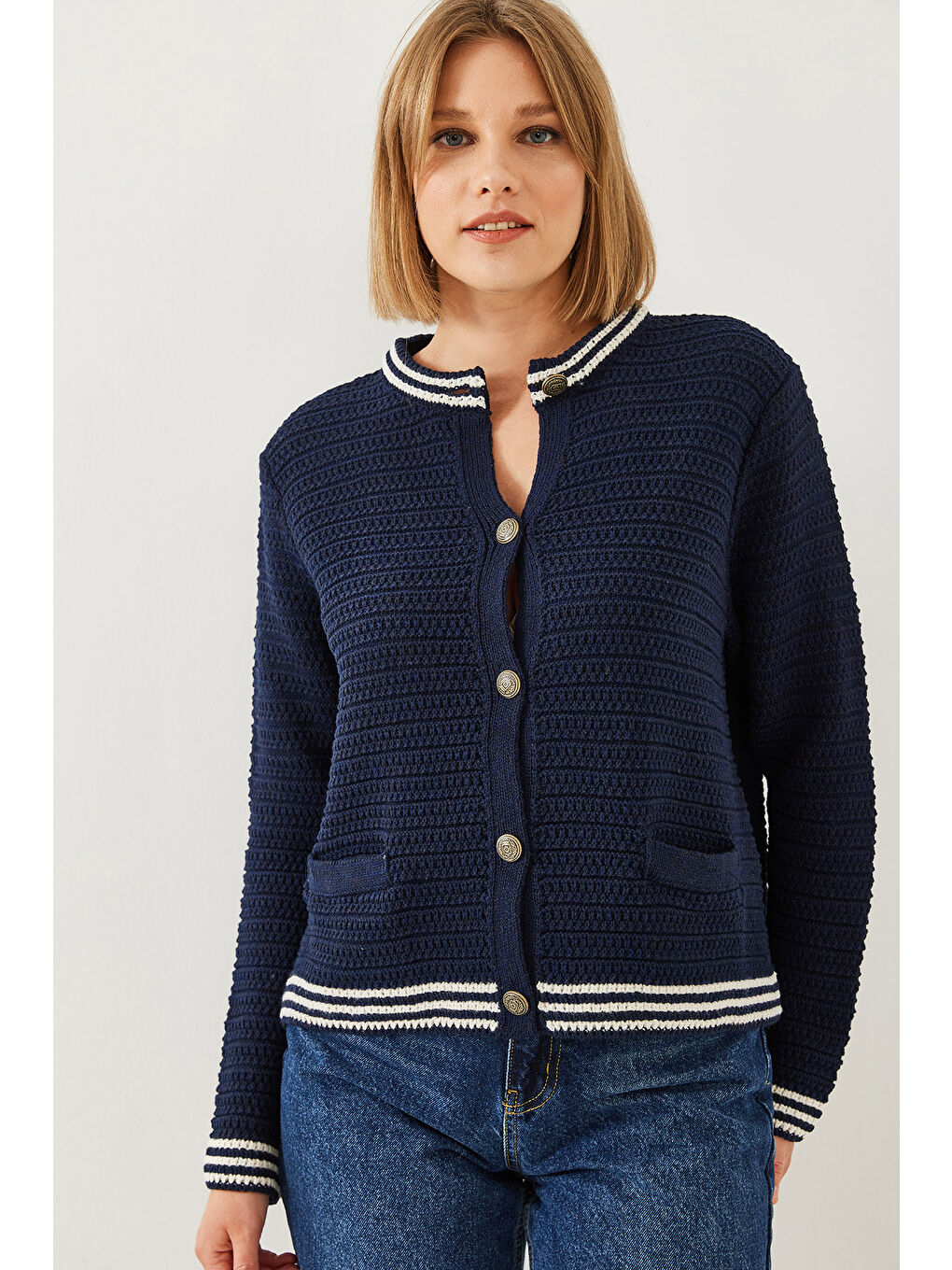 Lacivert Kadın Düğmeli Cep Detaylı Triko Hırka-1