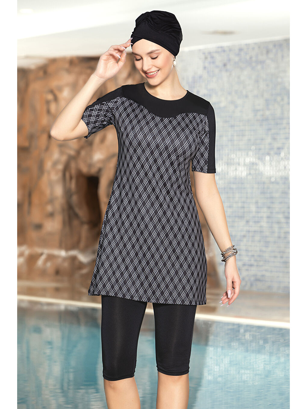 Kısa Kollu Yarı Kapalı Mayo 1159-182 Siyah