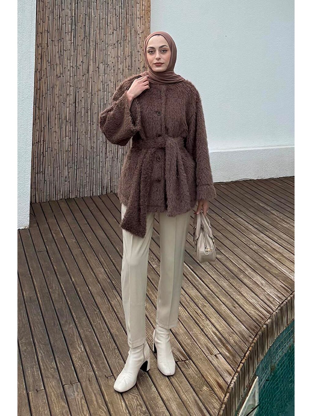 Kahverengi Sakal Kumaş Atkılı Kaban Soft Kahve