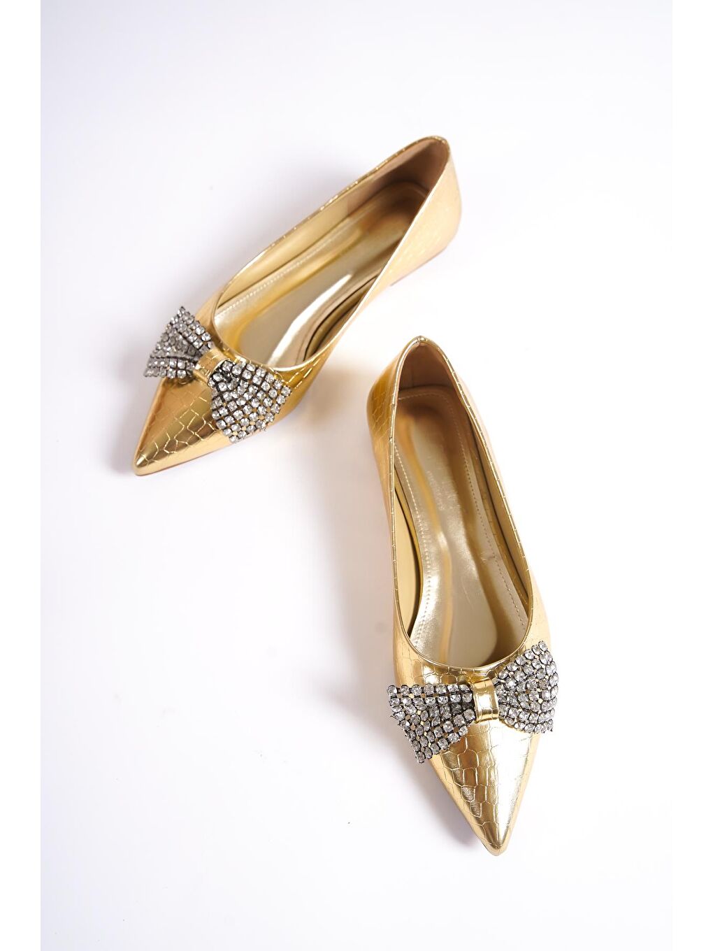 Sarı Sivri Burunlu Taşlı Fiyonklu Kroko Desenli Kadın Babet-2