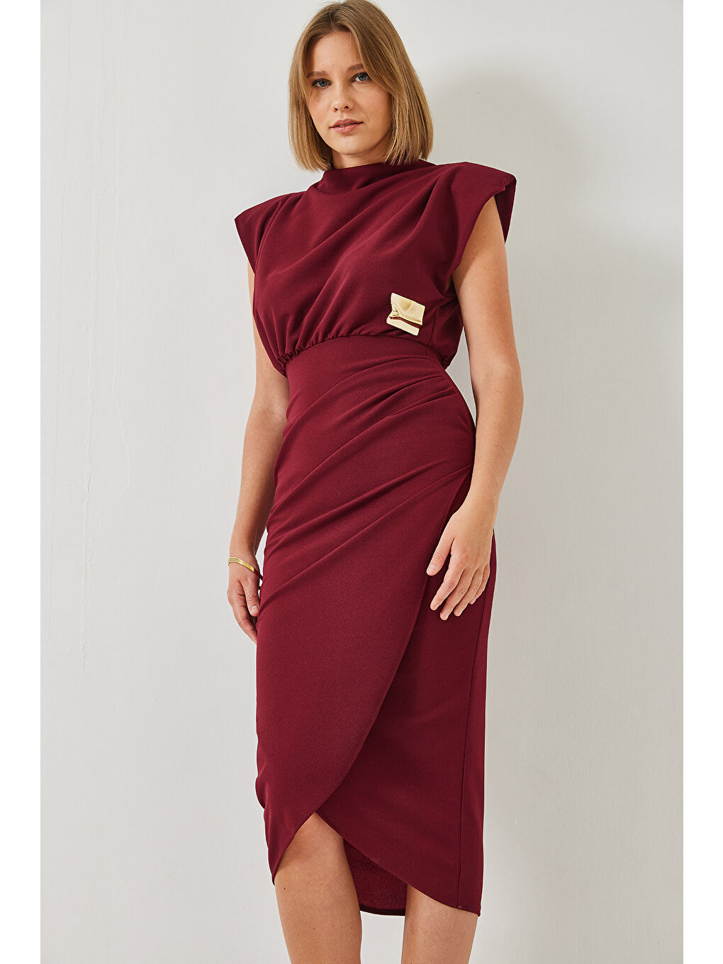 Bordo Kadın Tokalı Vatkalı Elbise-3