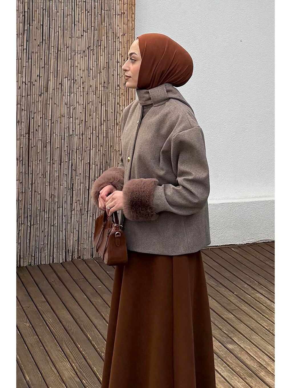 Bej Kol Kürk Detaylı Kaban Vizonrengi-1