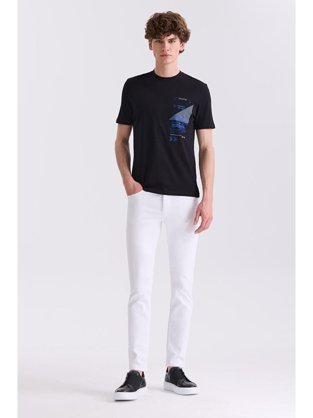 Siyah Slim Fit Bisiklet Yaka T-Shirt-1