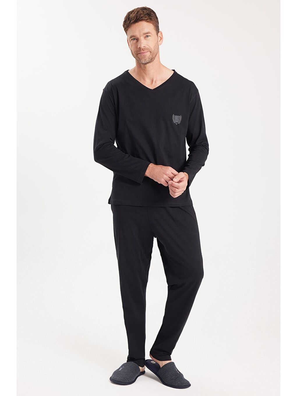 Erkek Standart Fit %100 Pamuk V Yaka Beli Lastikli Siyah Pijama Takımı