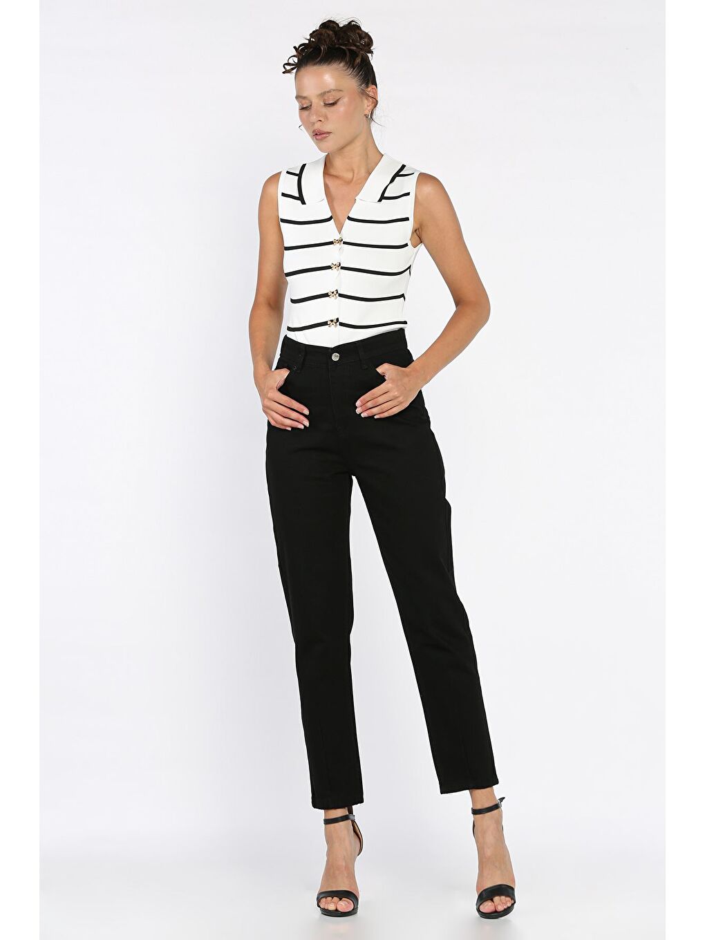 Siyah Bel Lastikli Havuç Jean Jean Pantolon-1