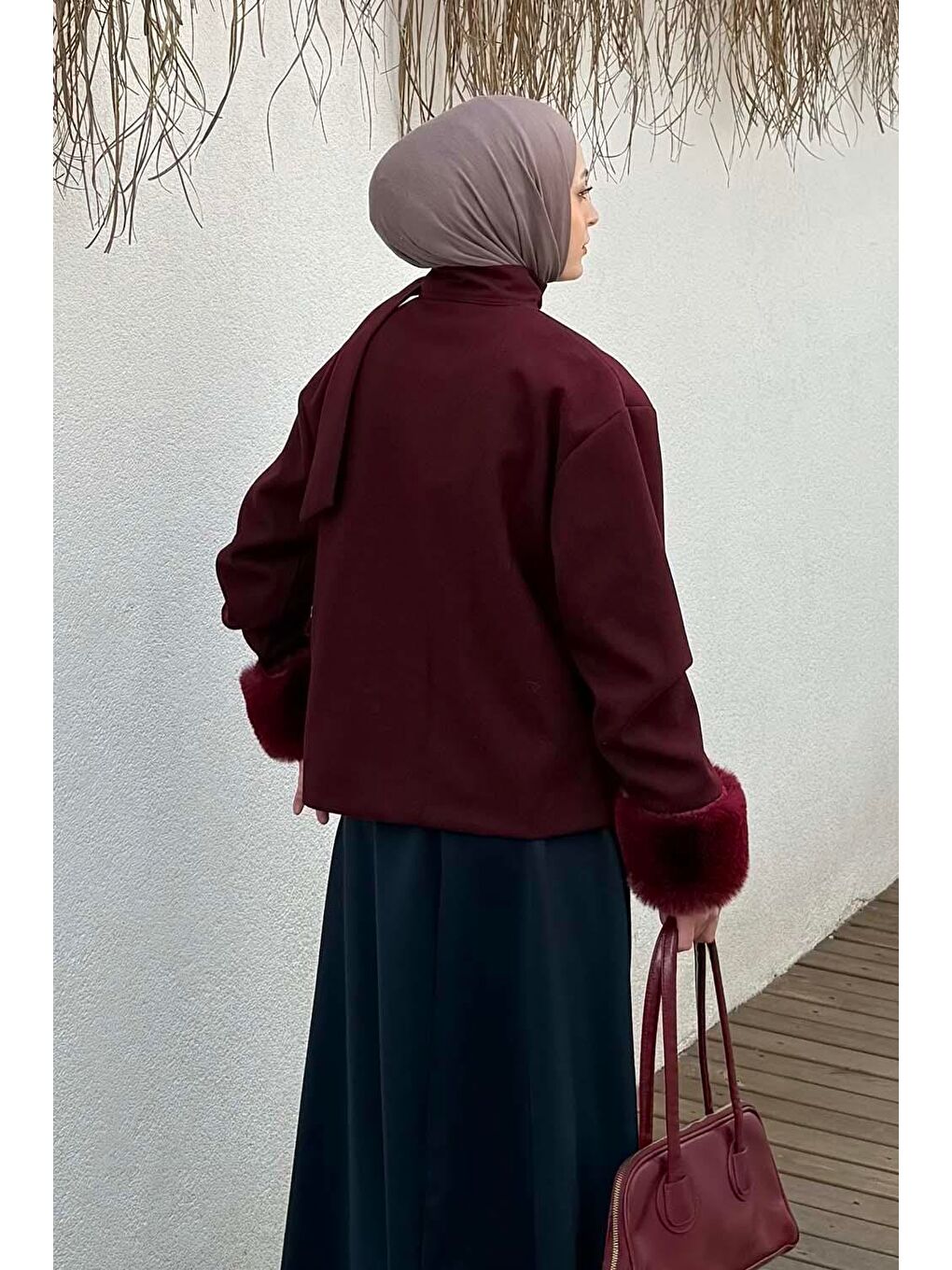 Kol Kürk Detaylı Kaban Bordo-3