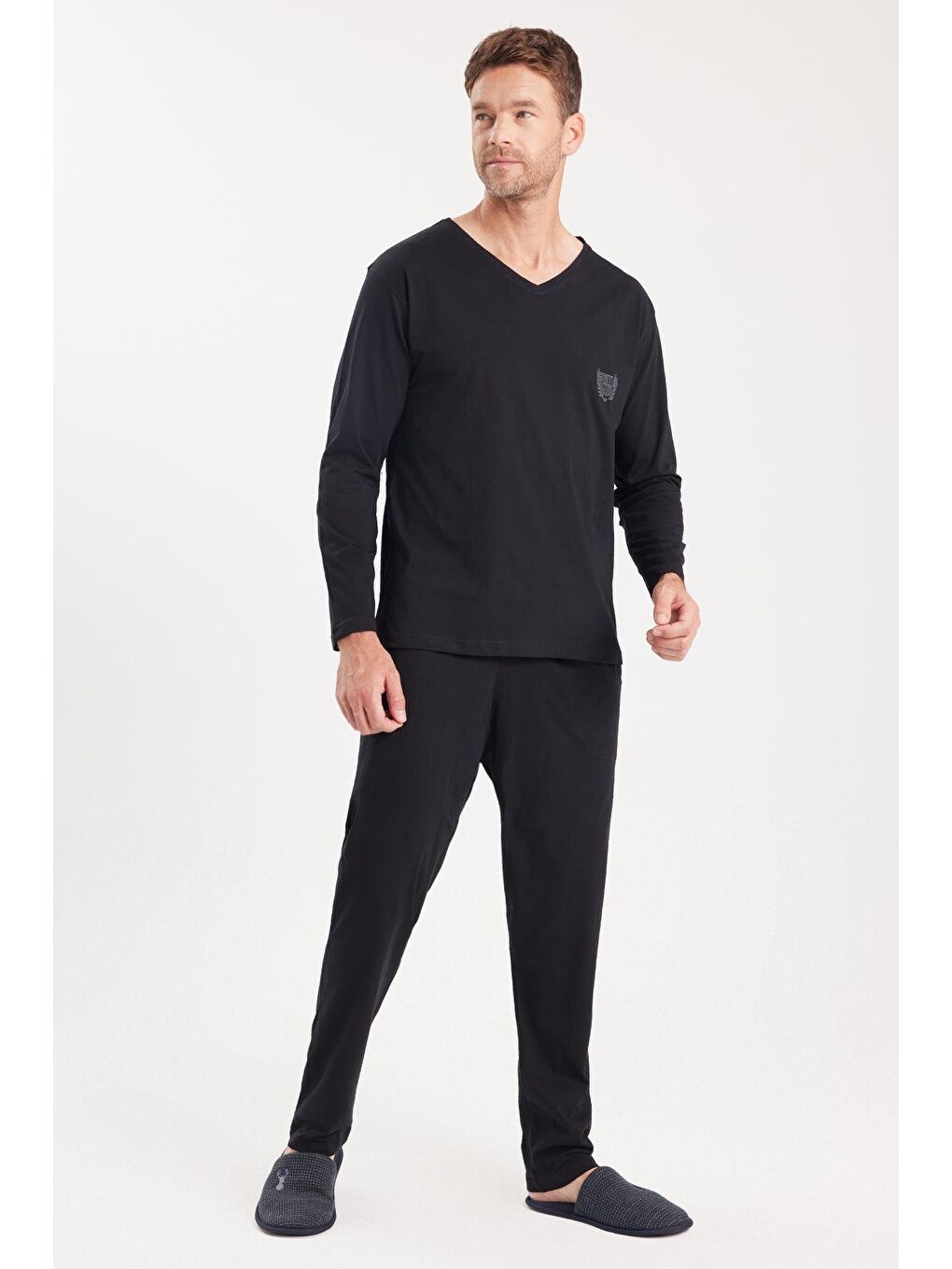 Erkek Standart Fit %100 Pamuk V Yaka Beli Lastikli Siyah Pijama Takımı-4