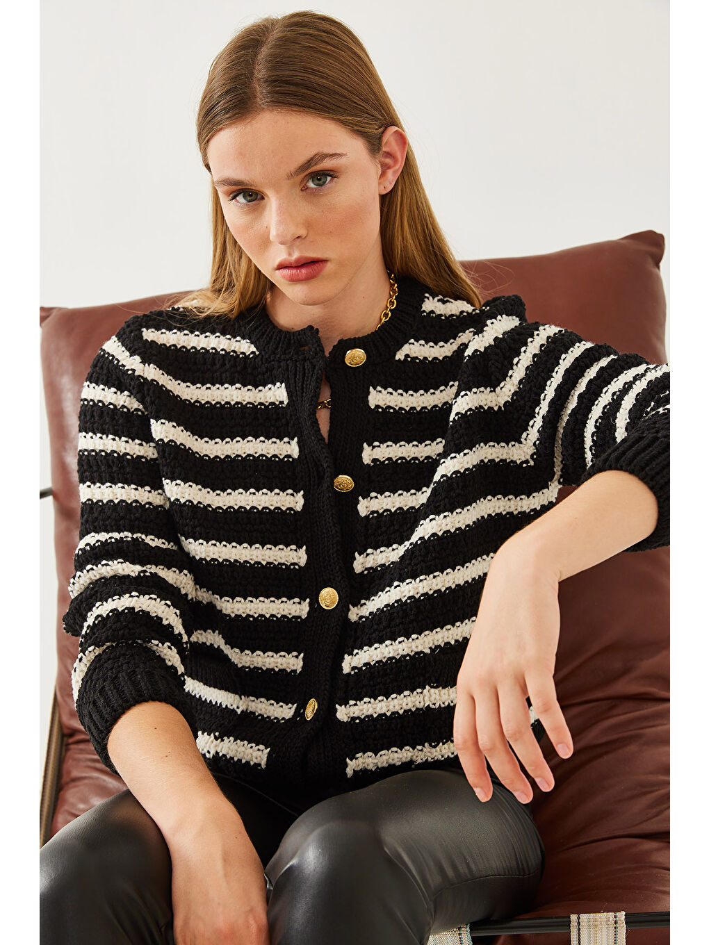 Siyah Kadın Çizgili Hırka-3