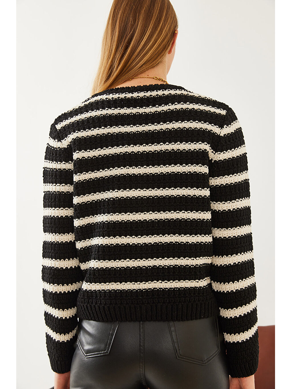 Siyah Kadın Çizgili Hırka-5