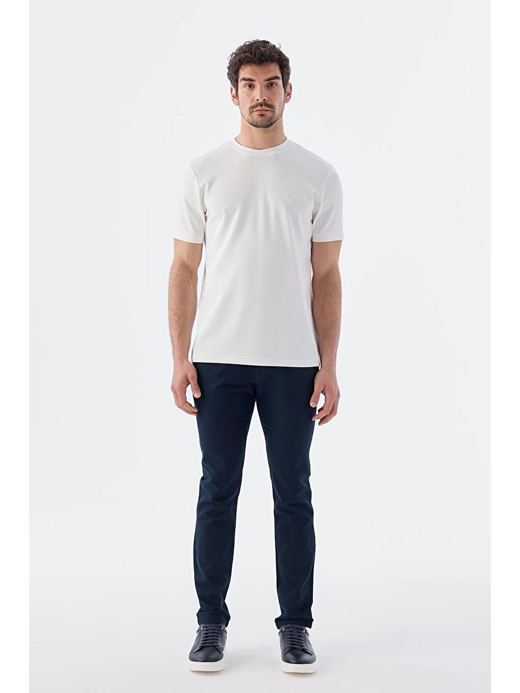 Beyaz Slim Fit Bisiklet Yaka T-Shirt-1