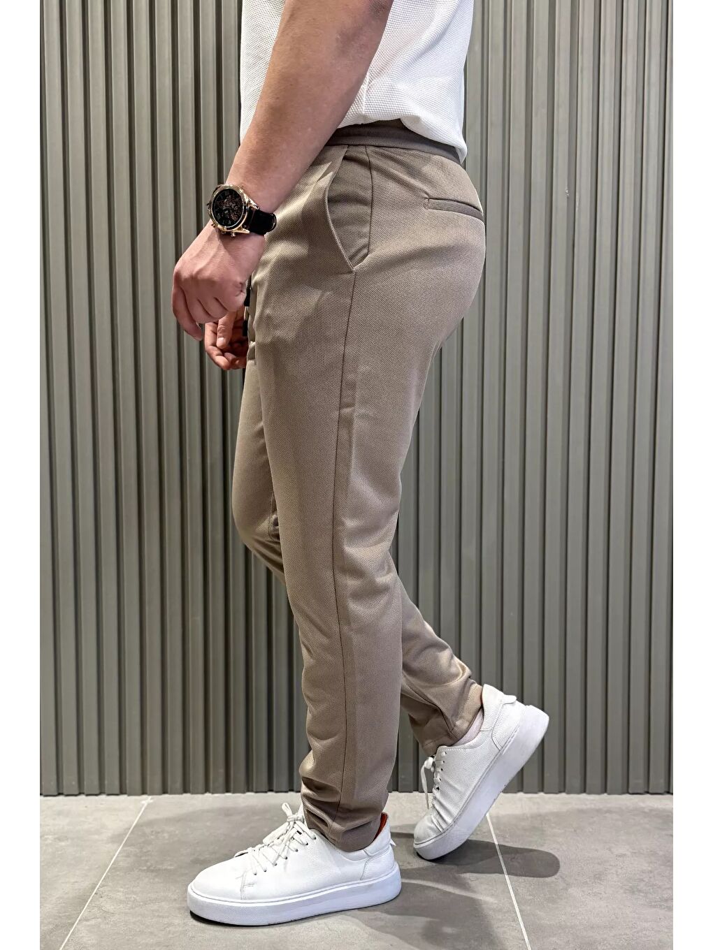 Bej Bel Bağcıklı Düz Paça Erkek Jogger Pantolon-1