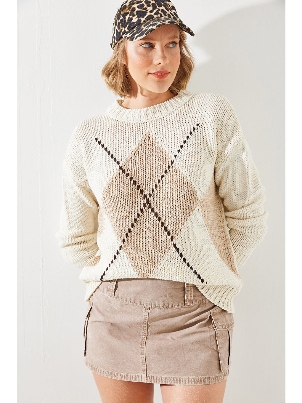 Bej Kadın Baklavalı Kazak-1